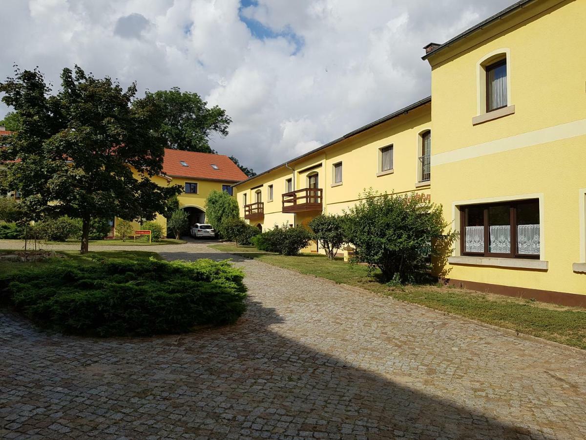 דירות Priestewitz Baerchenhof מראה חיצוני תמונה